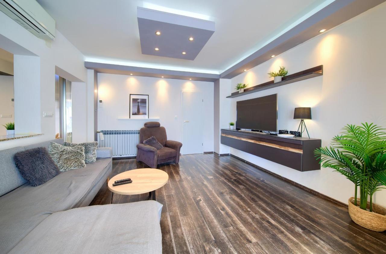 Luxury Apartments Vanessa, Нівице Екстер'єр фото