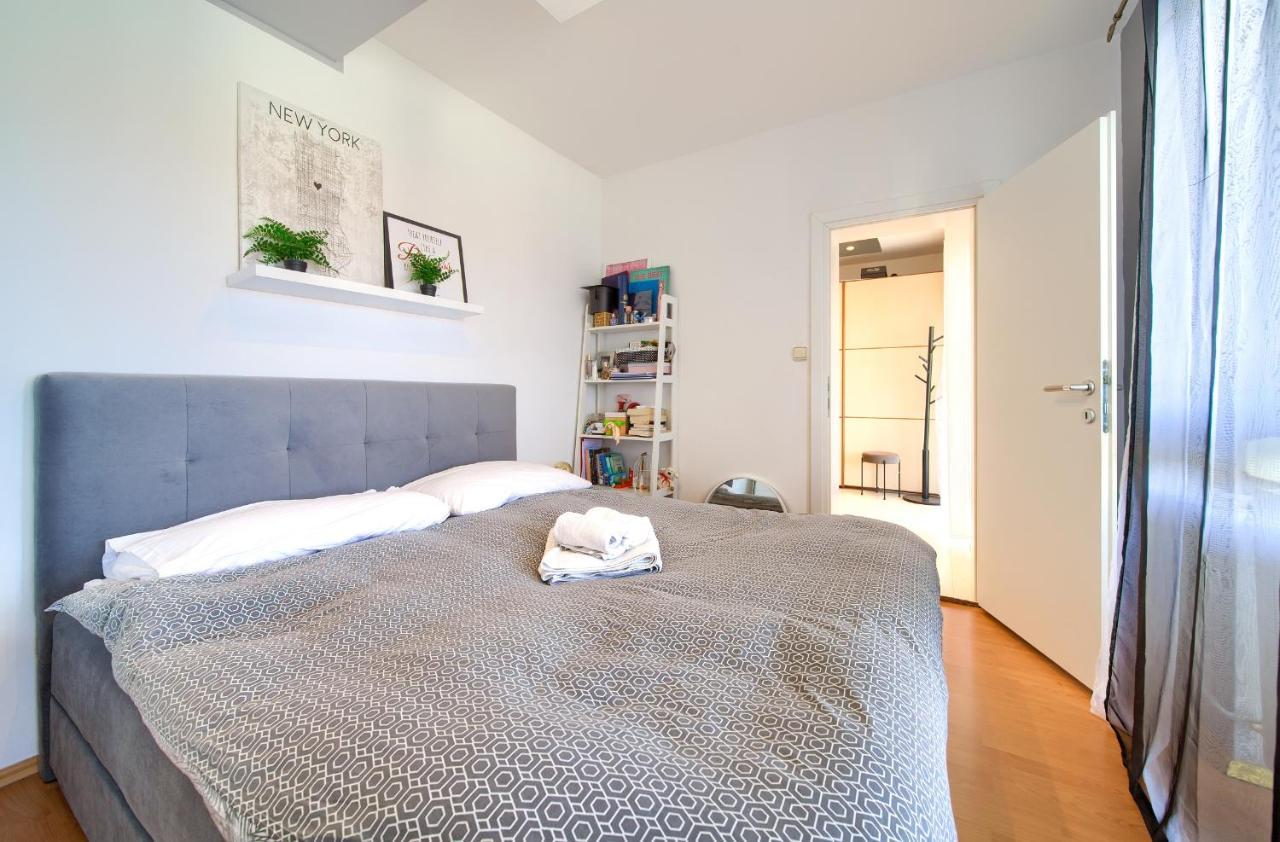 Luxury Apartments Vanessa, Нівице Екстер'єр фото